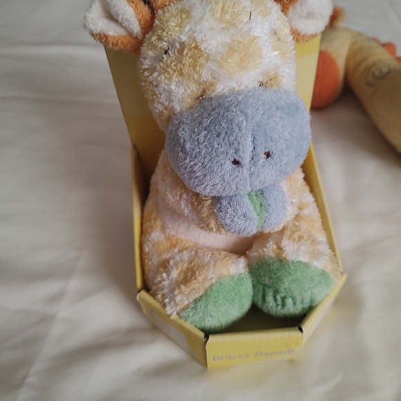 Musical Baby Giraffe Lot - Picture 4 of 7